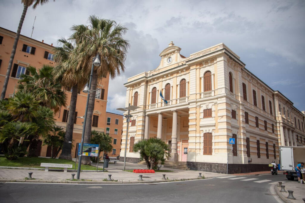 biblioteca civica imperia