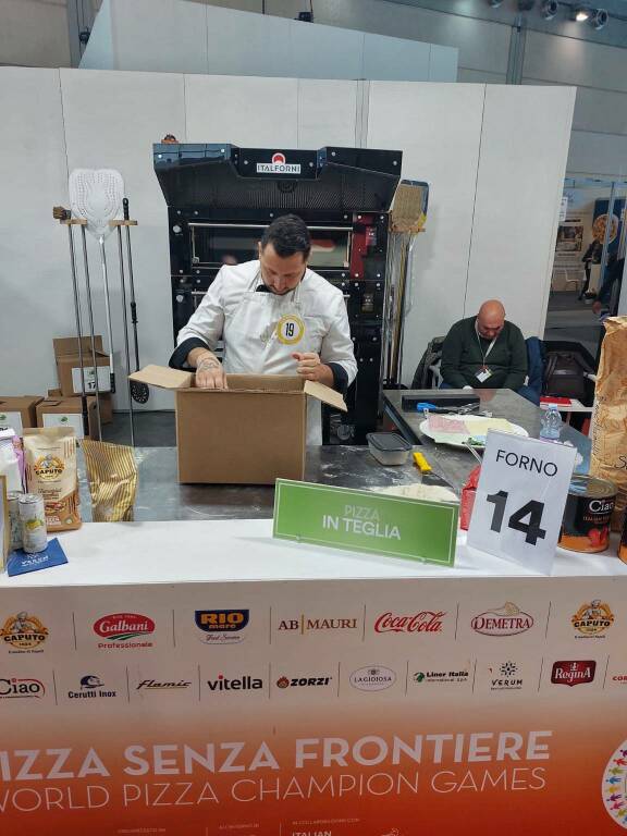 Imperiesi in vetrina a Rimini: fra i campioni del mondo di pizza anche Domenico Fiumara