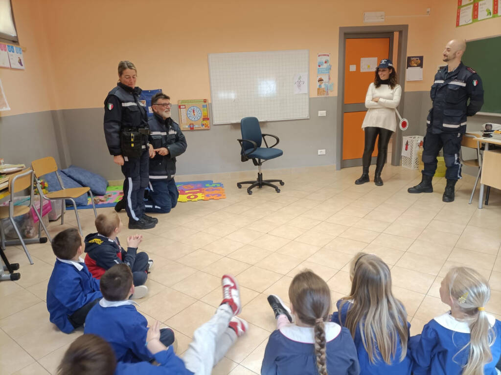 Educazione stradale, a Imperia riprendono le lezioni della polizia municipale