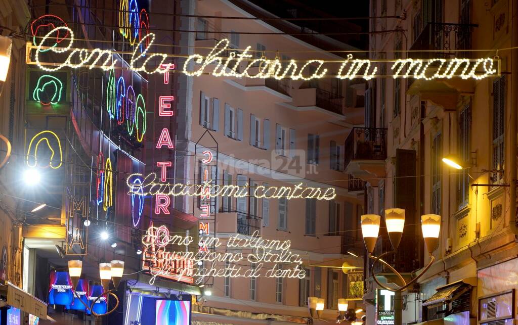 riviera24 - Luminarie di Toto Cotugno