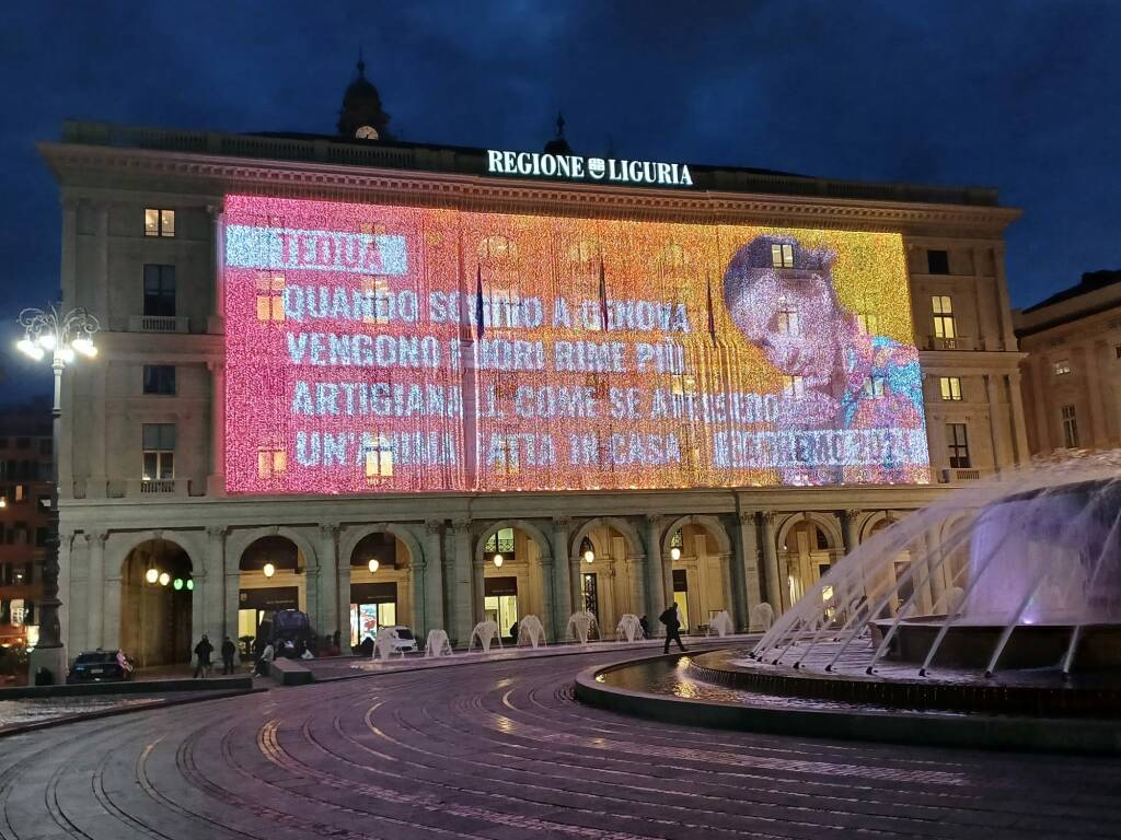 Sanremo: sul maxischermo di piazza De Ferrari le frasi dedicate dai cantanti alla Liguria