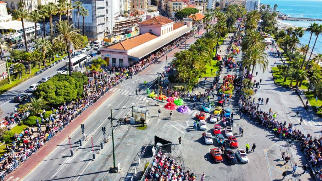 50 mila persone a Sanremo per il ritorno del Corso Fiorito