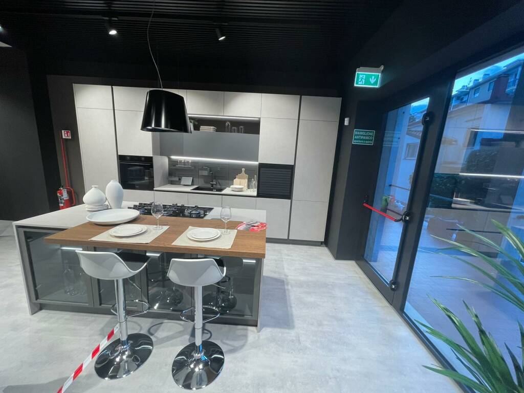 Il Gruppo Lube, da oltre 50 anni leader nel mondo delle cucine, inaugura a Imperia il nuovo store