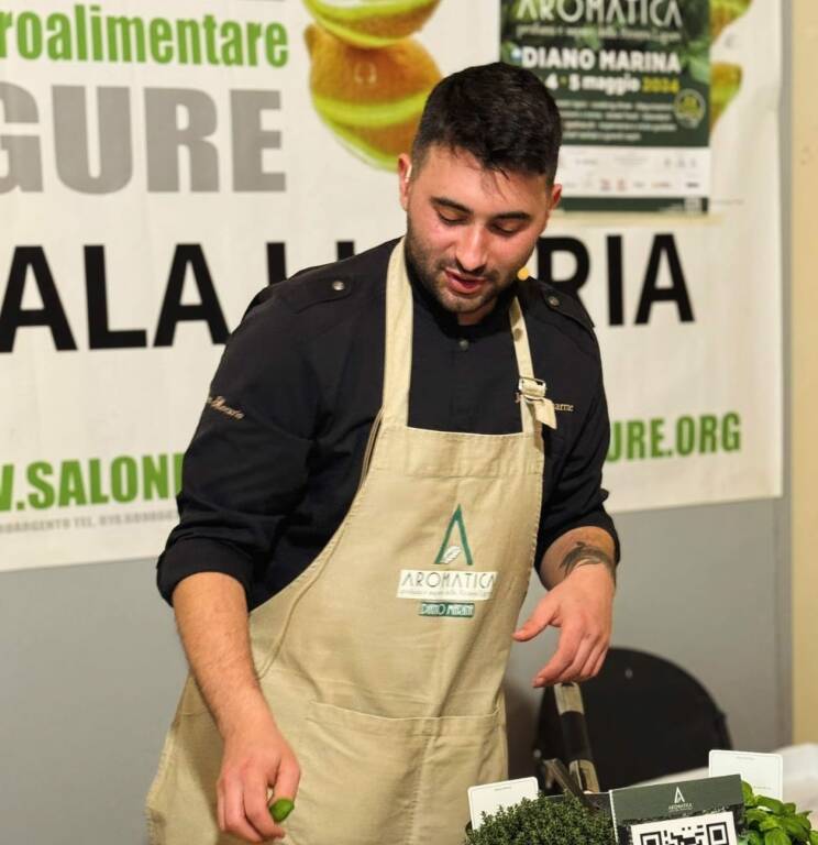 Diano Marina, lo chef Luca Mercurio incanta il Salone dell’Agroalimentare a Finalborgo