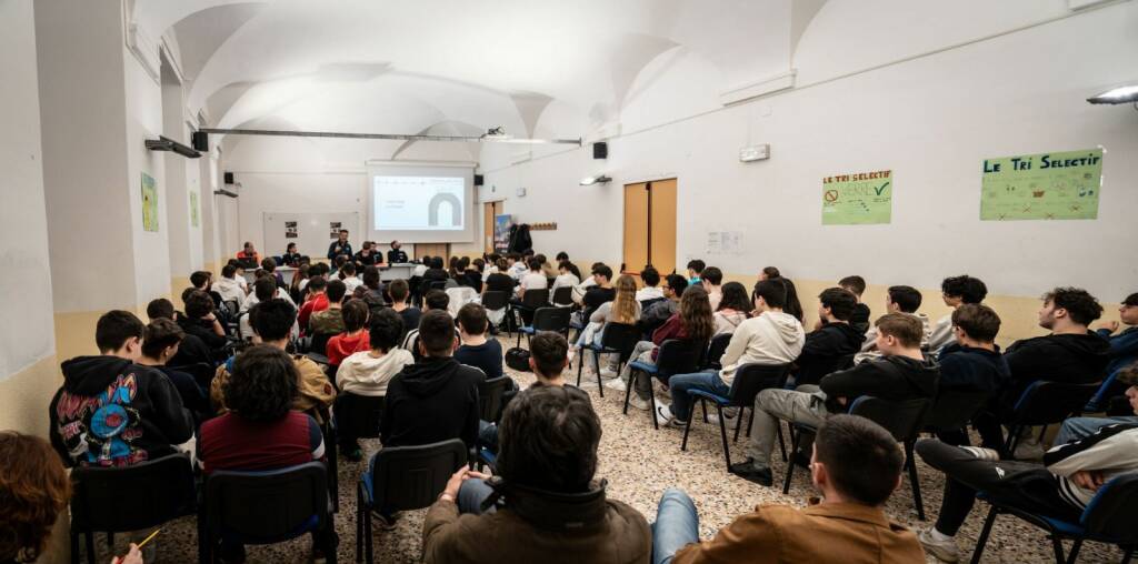 riviera24 - "Guido Bene, Guido Sicuro!", gli studenti del Colombo a scuola di sicurezza stradale