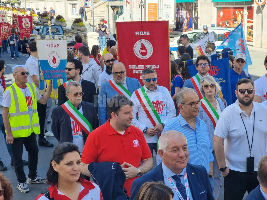 Il sangue è vita, oltre 2mila persone al corteo di Fidas a Sanremo