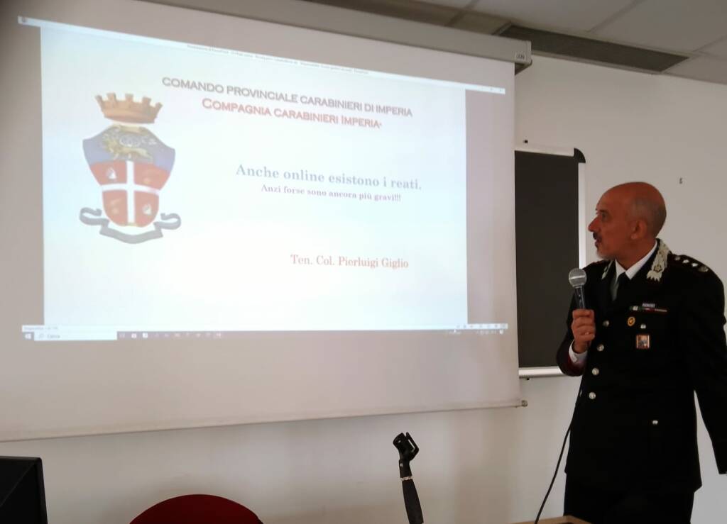 Educazione alla legalità, incontro tra carabinieri e alunni del Polo tecnologico imperiese