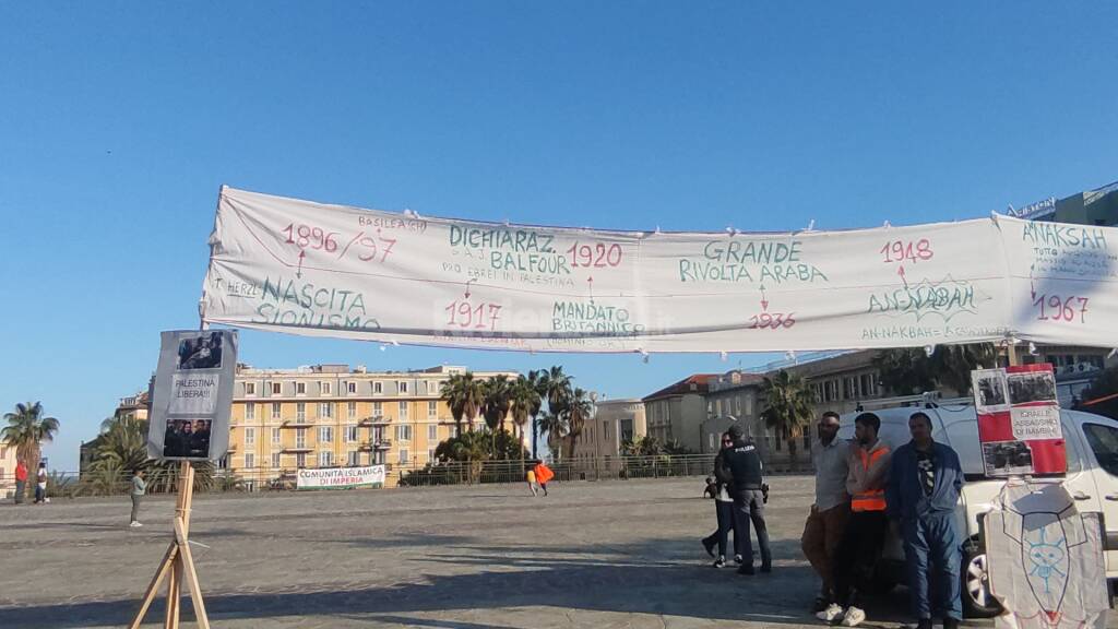 Sanremo, la comunità scende in piazza pro Palestina