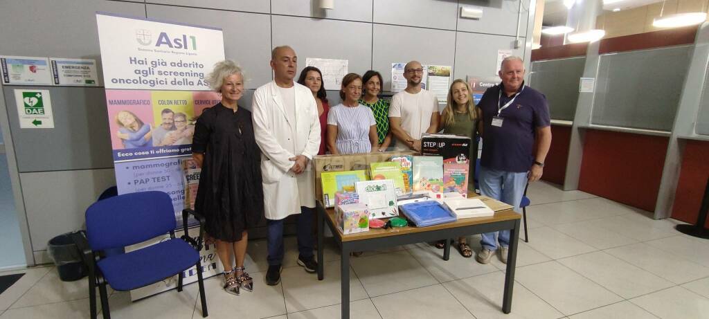 L’associazione “Gambe in Spalla” dona attrezzature alla Neuropsichiatria Infantile di Sanremo