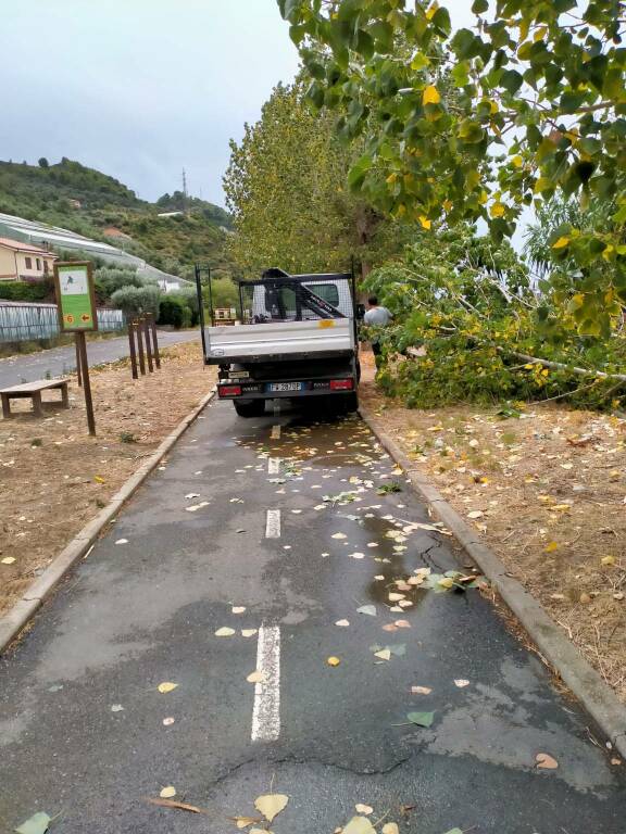 Maltempo, la bufera di Ferragosto risparmia Taggia