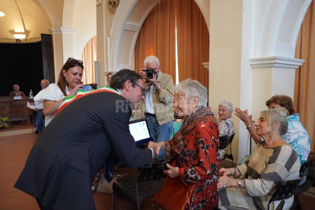 Bordighera celebra la giornata del &#8220;Rispetto per gli anziani&#8221;, riconoscimenti ai più longevi