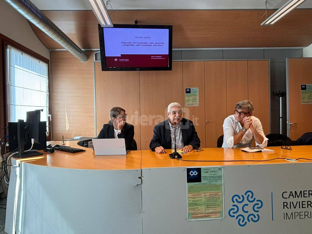 Imperia, l’economia circolare tra filosofia ed etica. Il convegno in camera di commercio