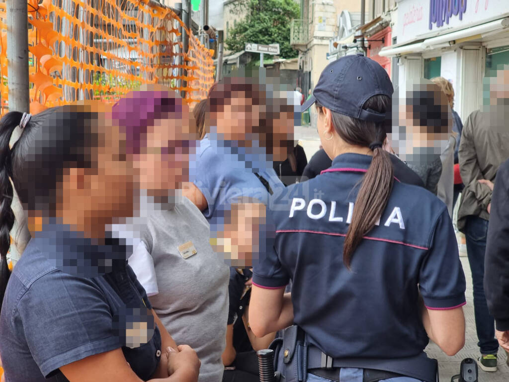 polizia sanremo piazza colombo mc donald