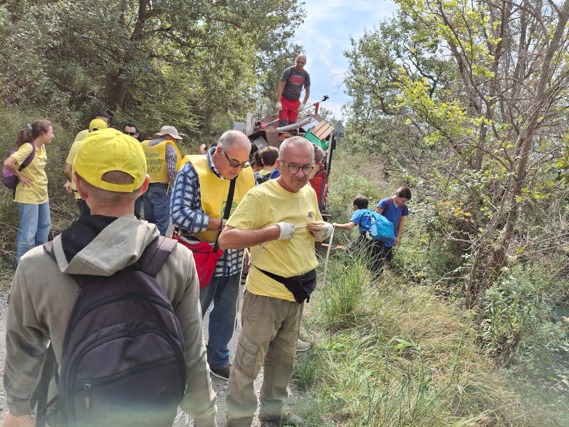 Pompeiana, successo per l’iniziativa “Puliamo il Mondo” organizzata dall’associazione Praugrande